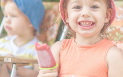 Crunchy Strawberry Popsicles – Healthy Dessert Ideas!